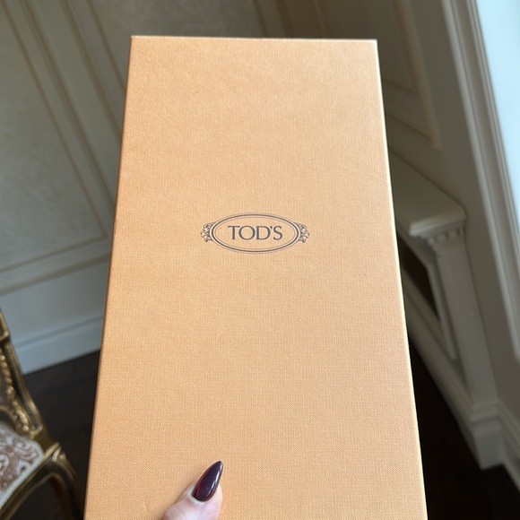 Tod’s Mens’ Loafers Size 7.5 - Picture 10 of 10